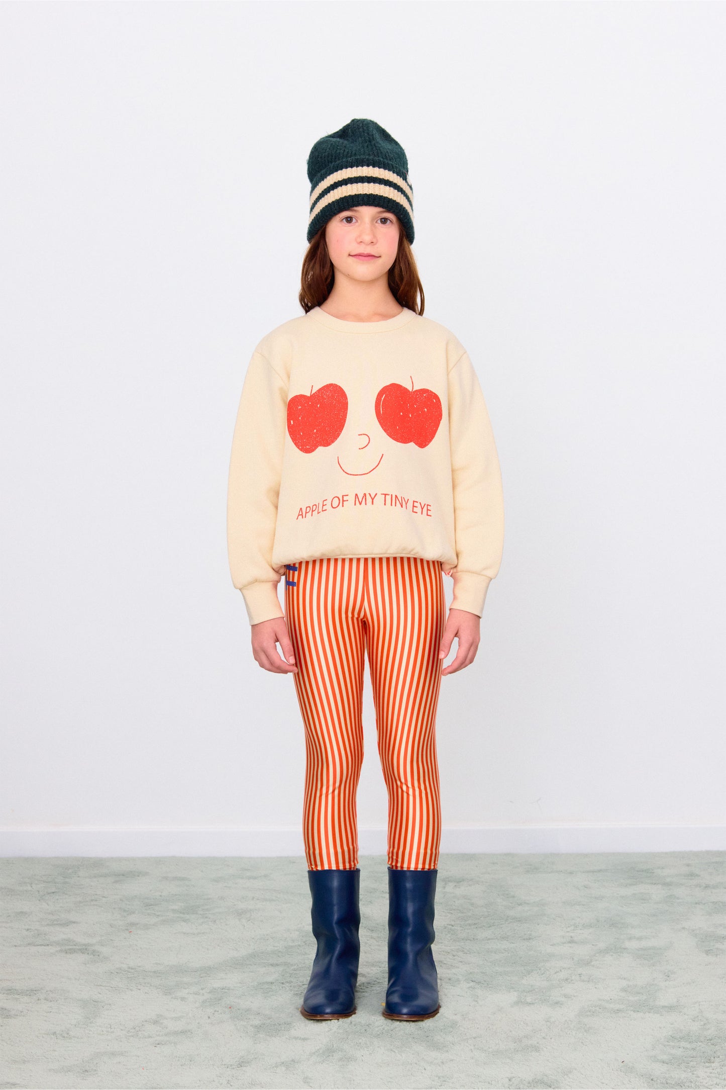 Tinycottons APPLES eyes graphic sweatshirt vanilla / 8Y