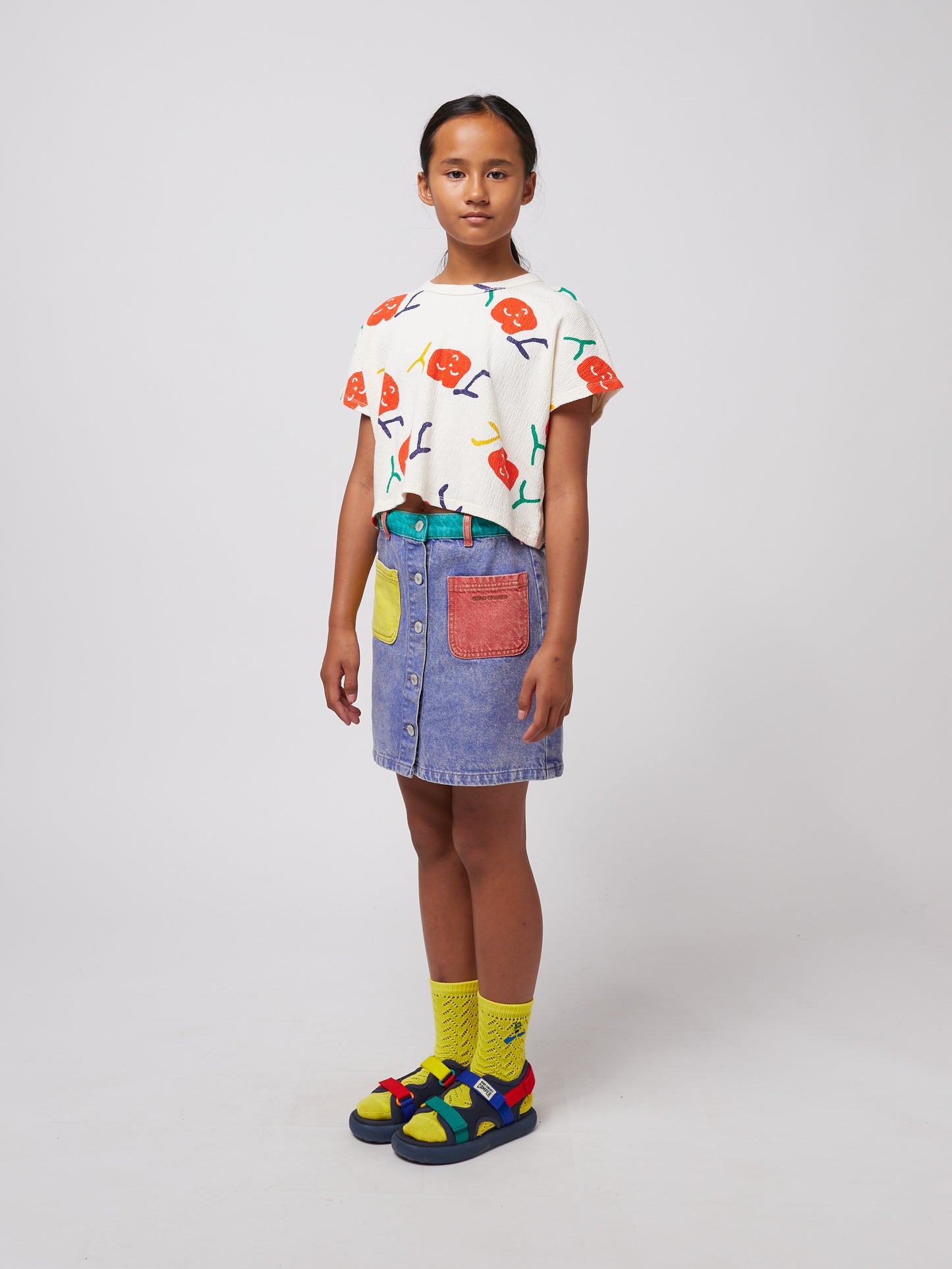 Bobo Choses SMILING ALLOVER cropped T-shirt offwhite