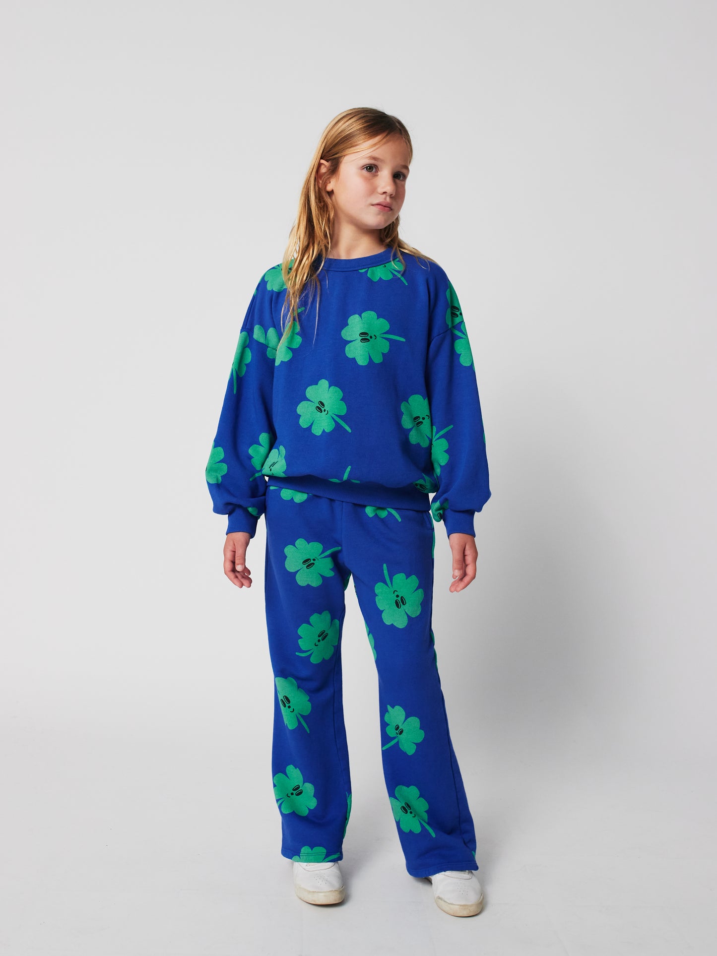 Bobo Choses LUCKY CLOVER all over sweatshirt blue