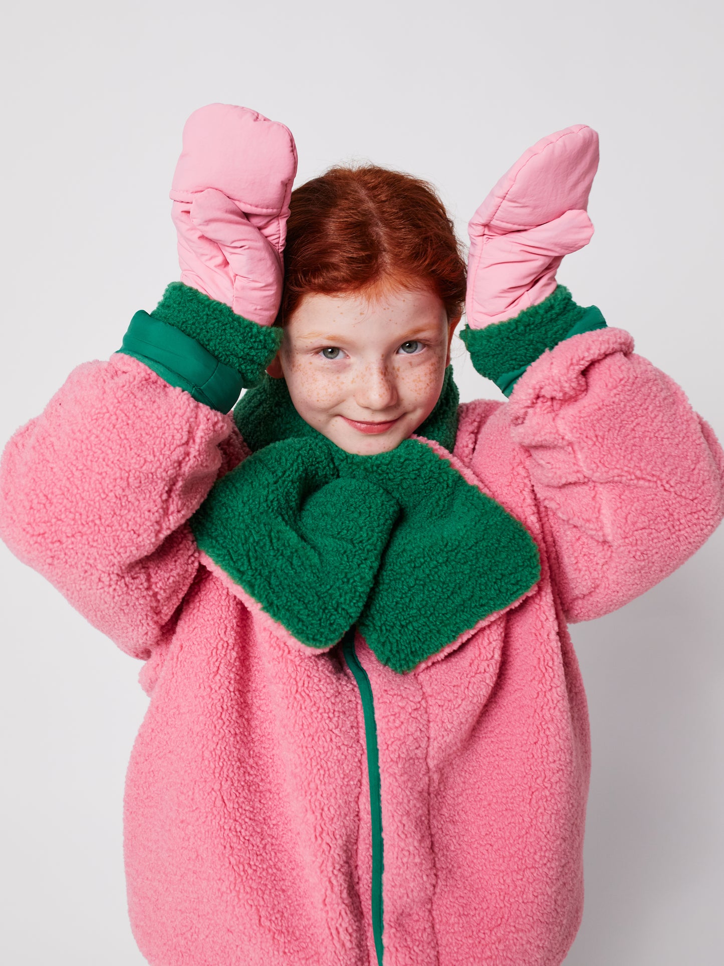 Bobo Choses Bicolor mittens pink