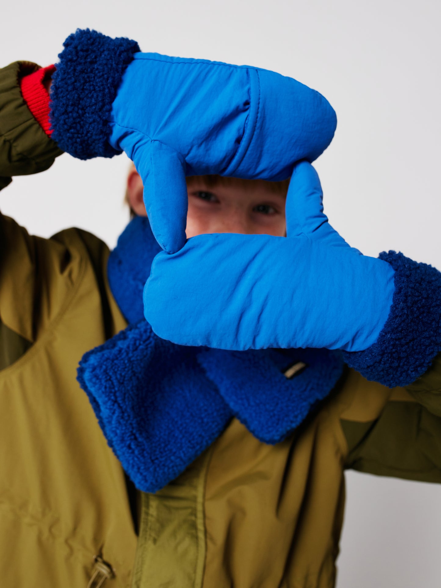 Bobo Choses Bicolor mittens blue