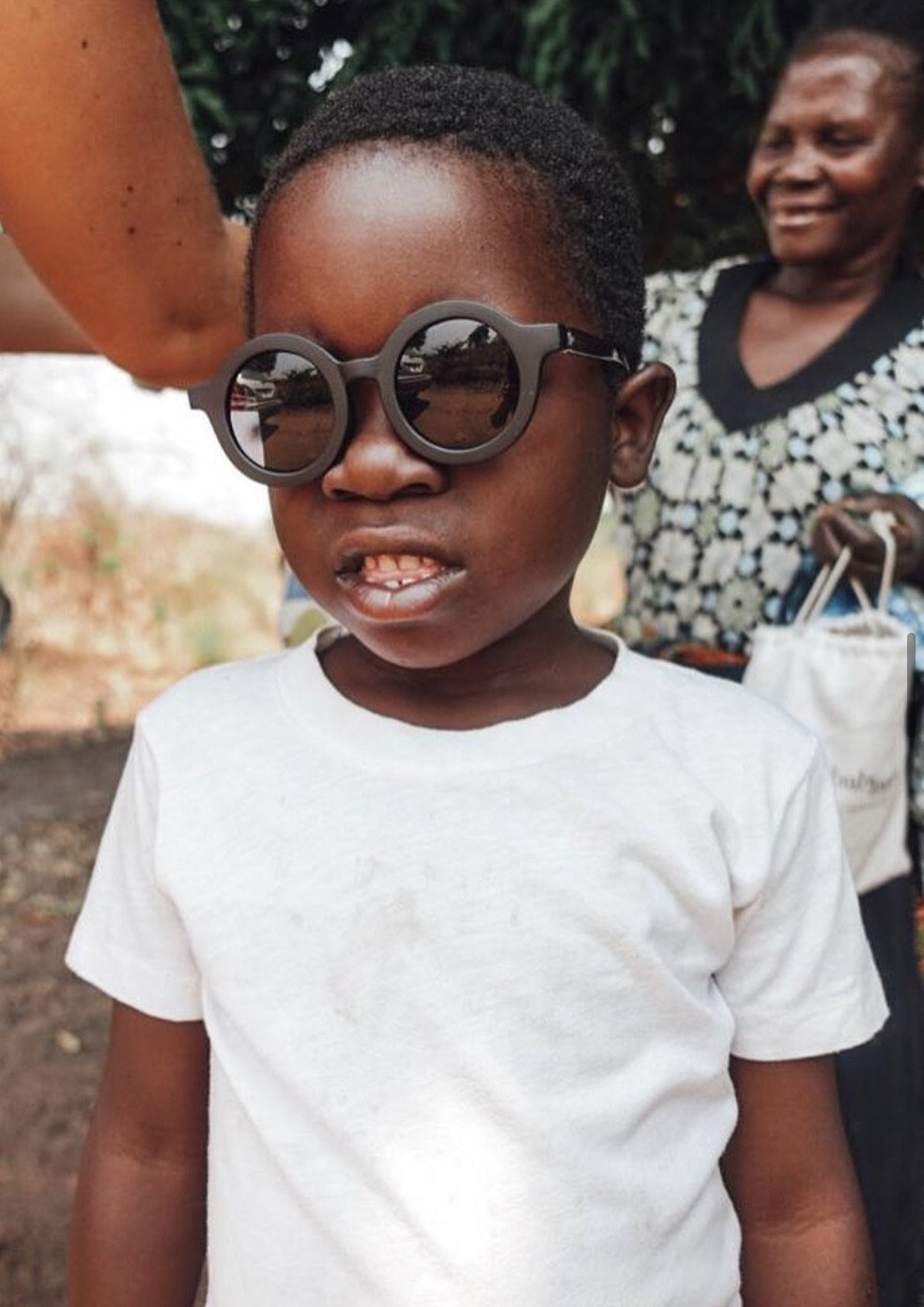 Signature round sunnies BLACK (KID)