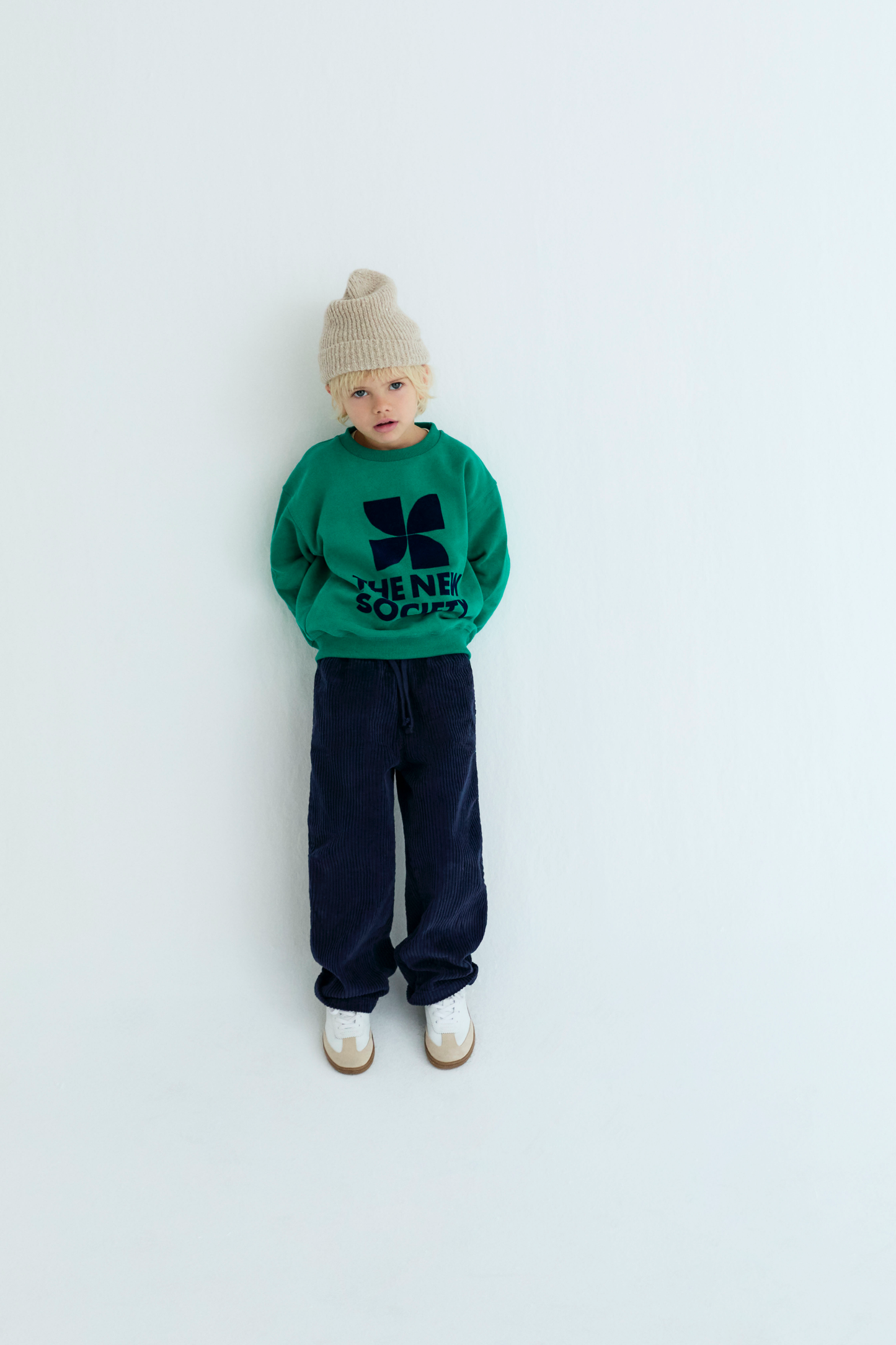 The New Society TNS LOGO sweatshirt radiant emeral