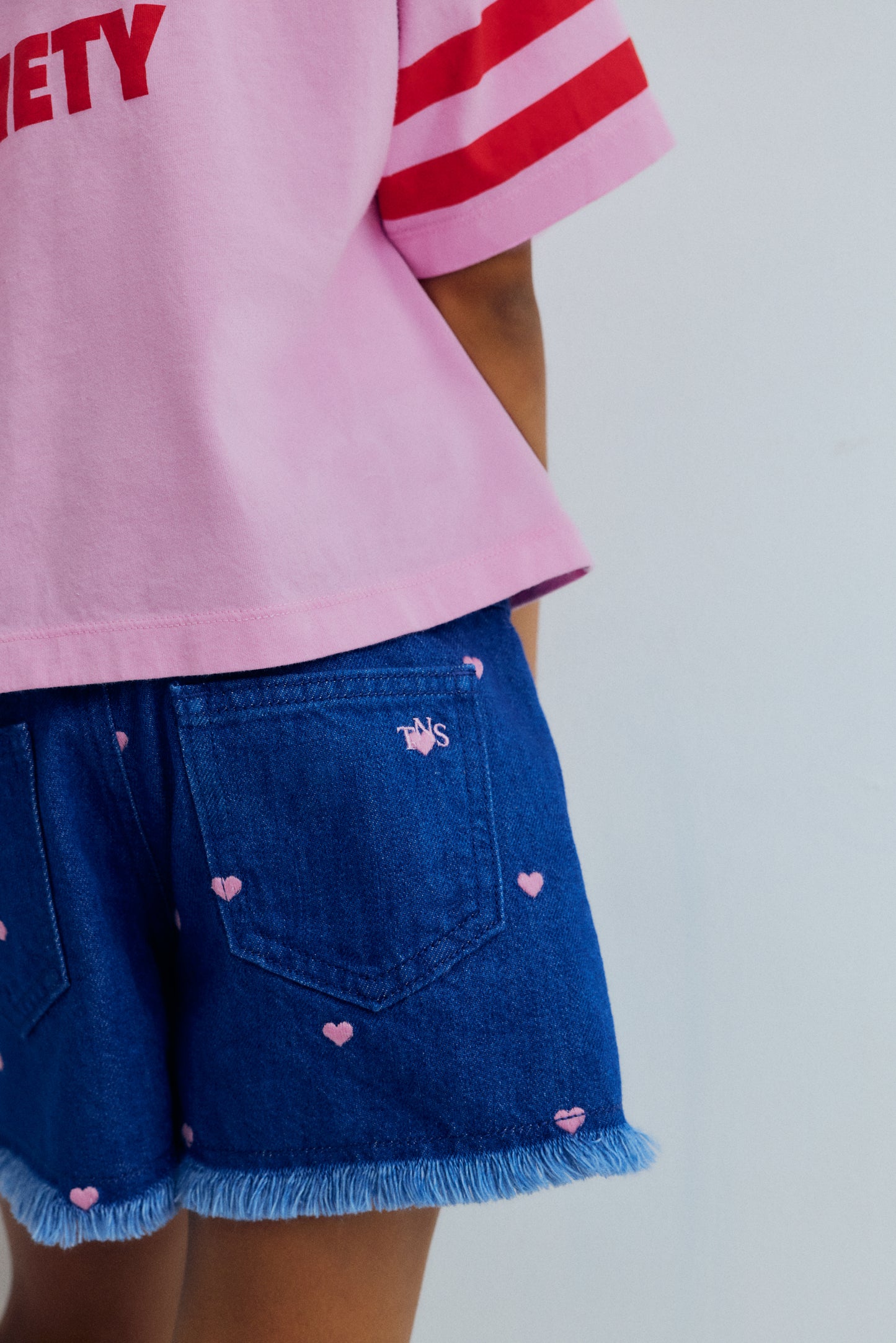 The New Society LYS Short hearts light denim
