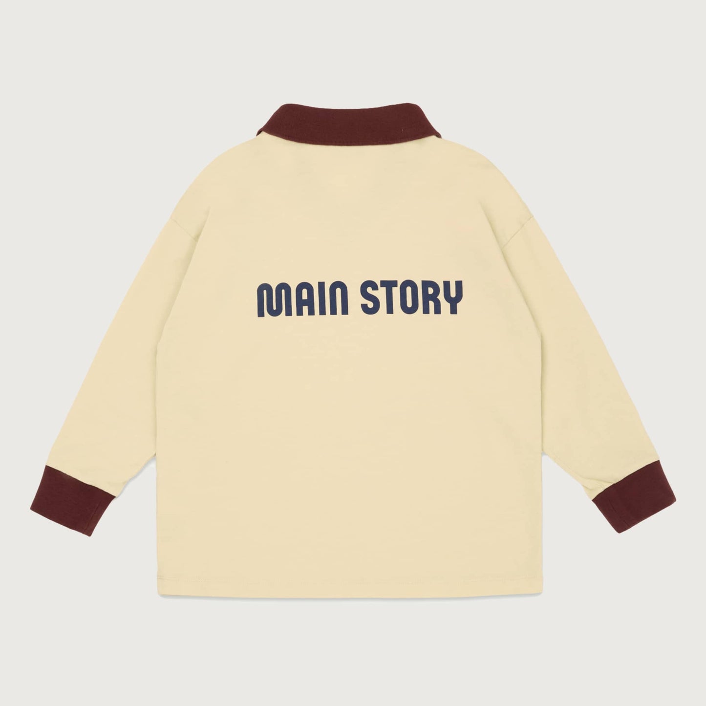 Main Story Athletic top moth