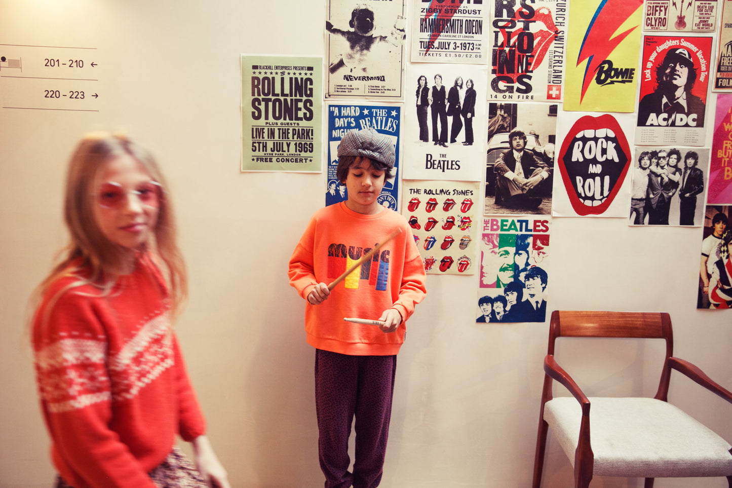 Piupiuchick Sweatshirt orange with MUSIC print