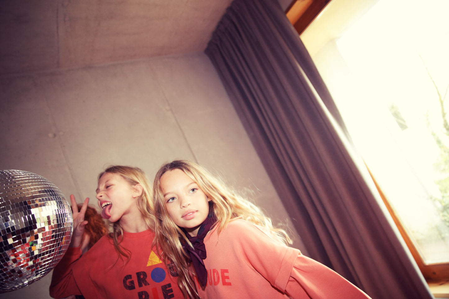 Piupiuchick Sweatshirt pink with HEY JUDE print