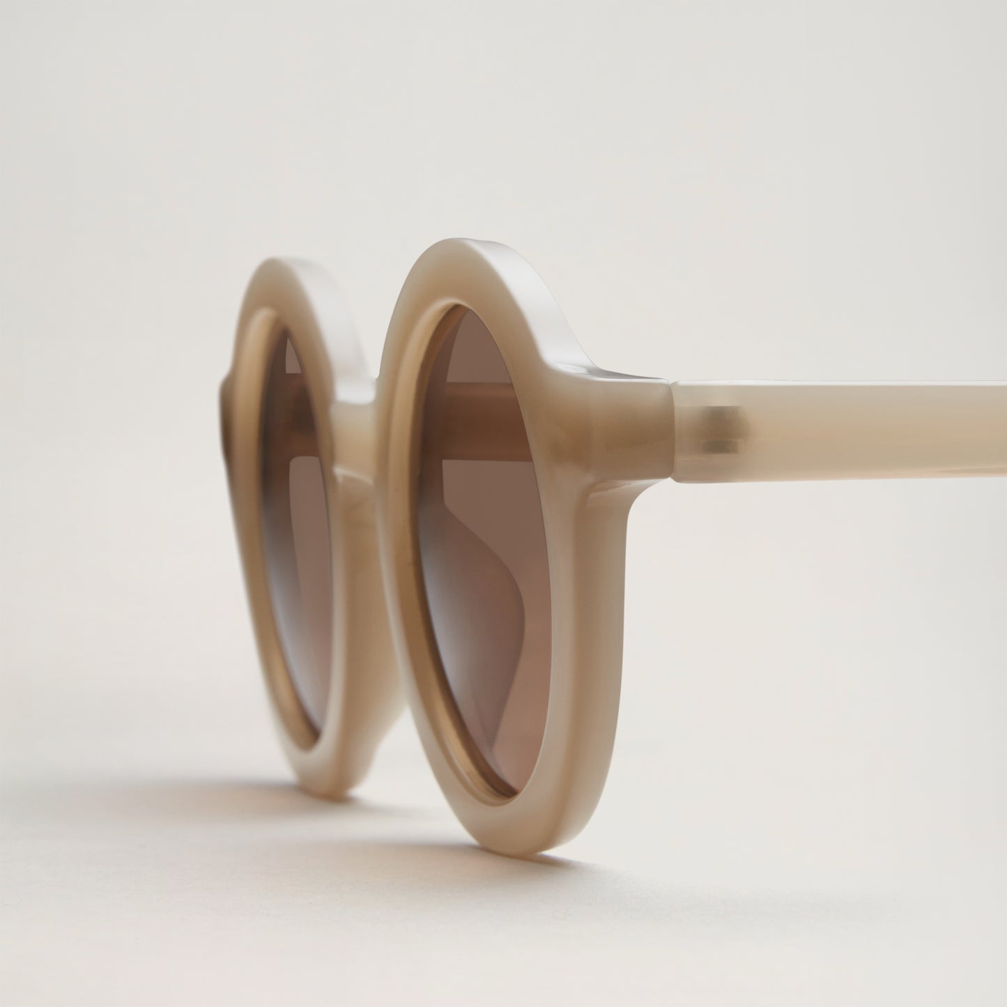 Signature round sunnies BEIGE (KID)
