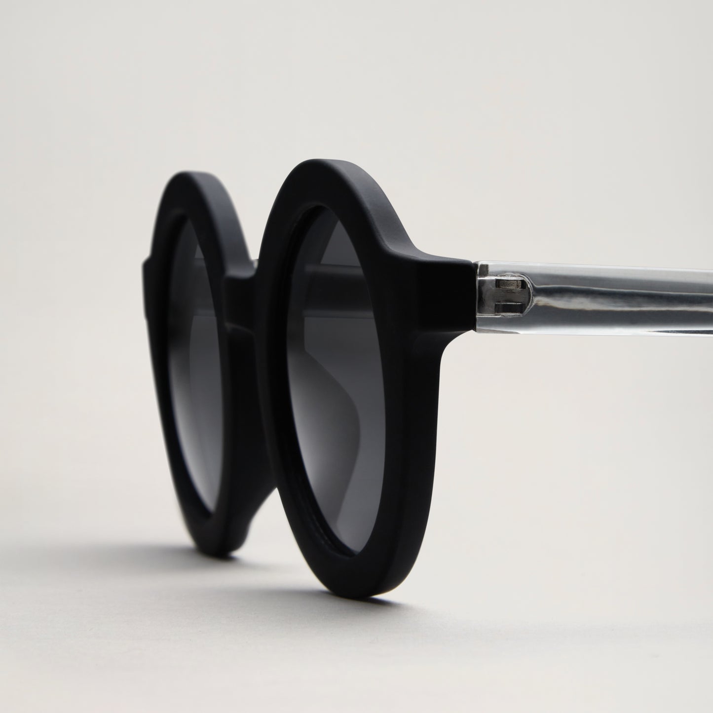 Signature round sunnies BLACK (KID)