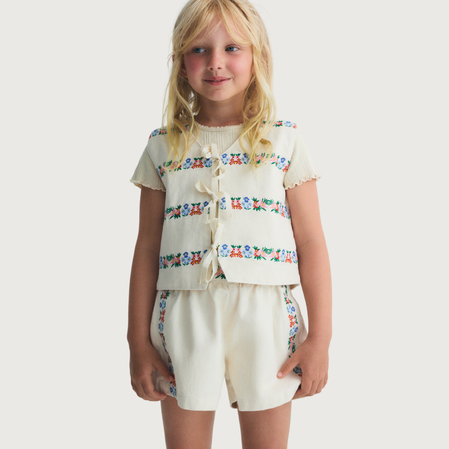 The New Society MALVA Waistcoat flower embroidery natural denim