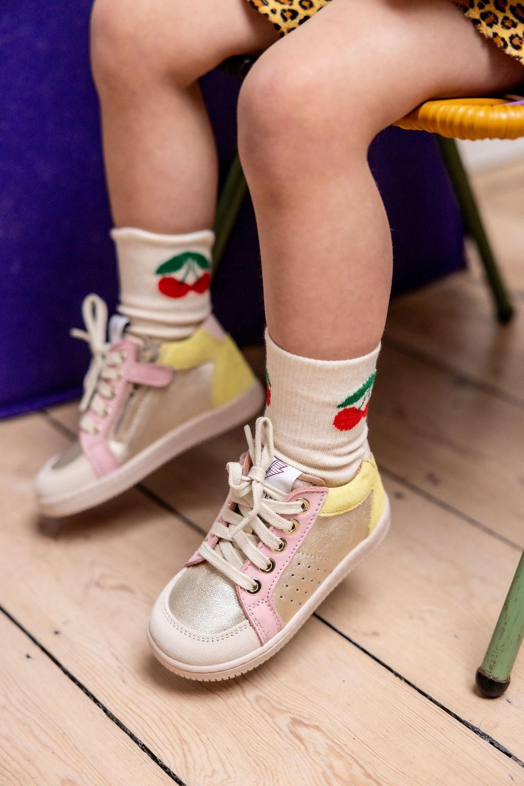 Piupiuchick Socks ecru with CHERRY print