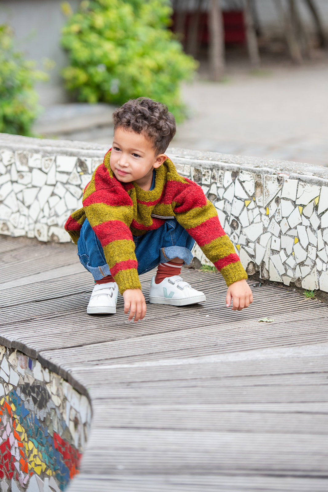 The Campamento RED STRIPES jumper / 9-10Y