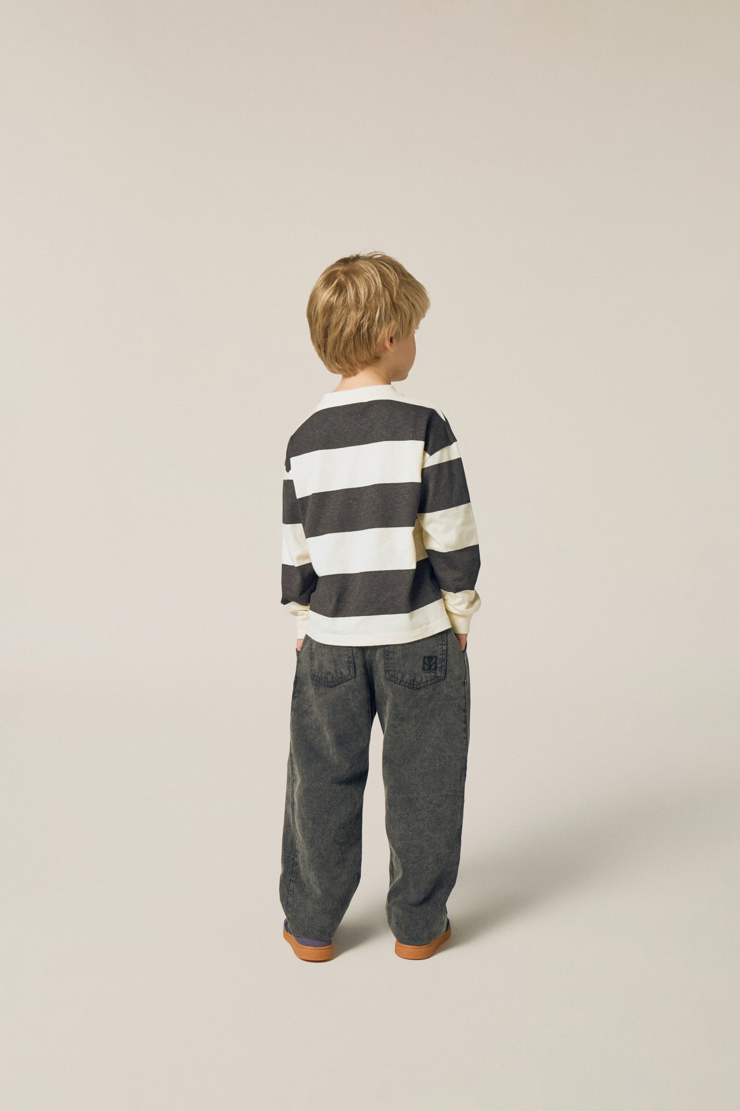 The Campamento Grey stripes t-shirt