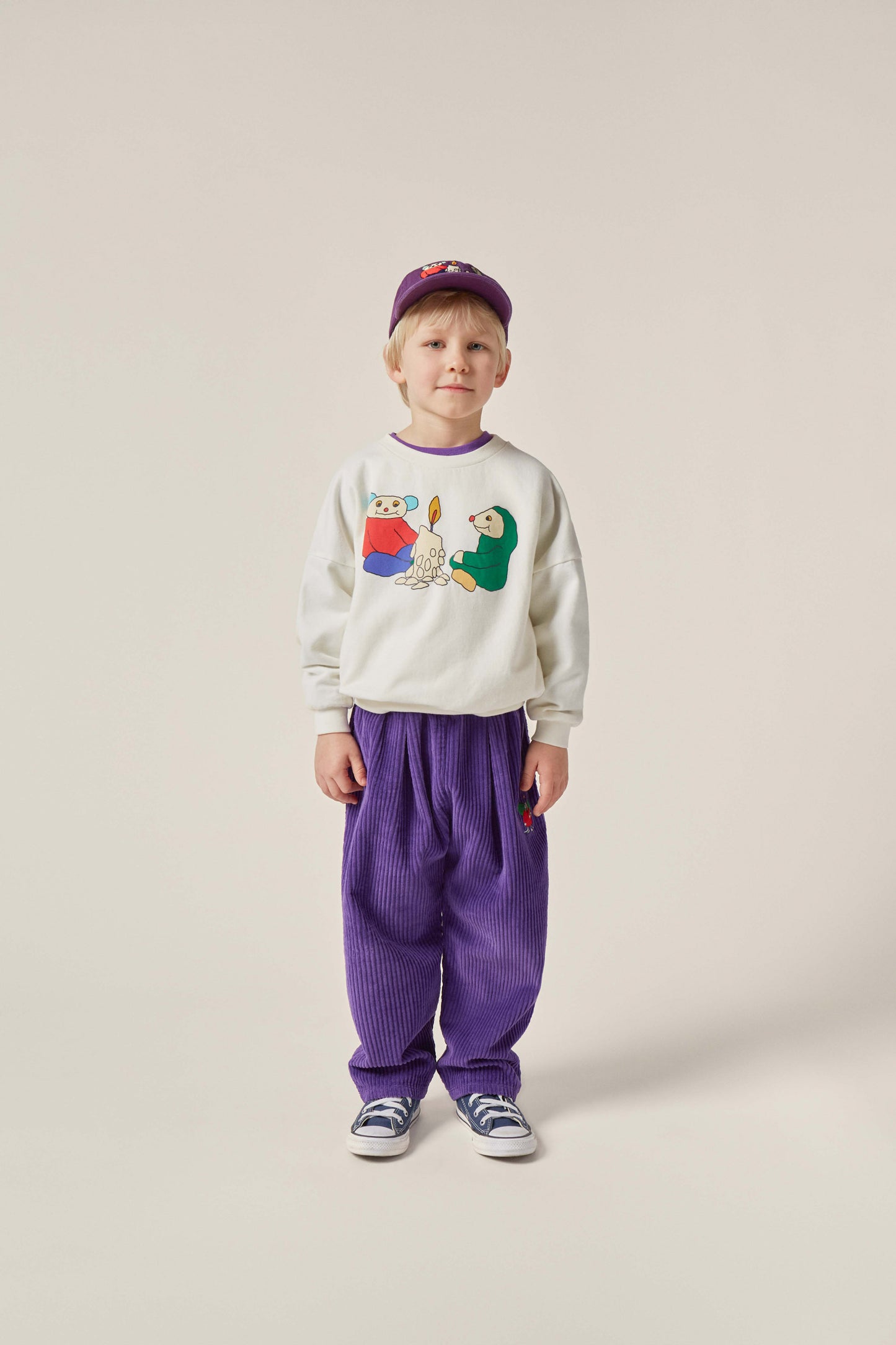 The Campamento FESTIVE DOG corduroy trousers purple