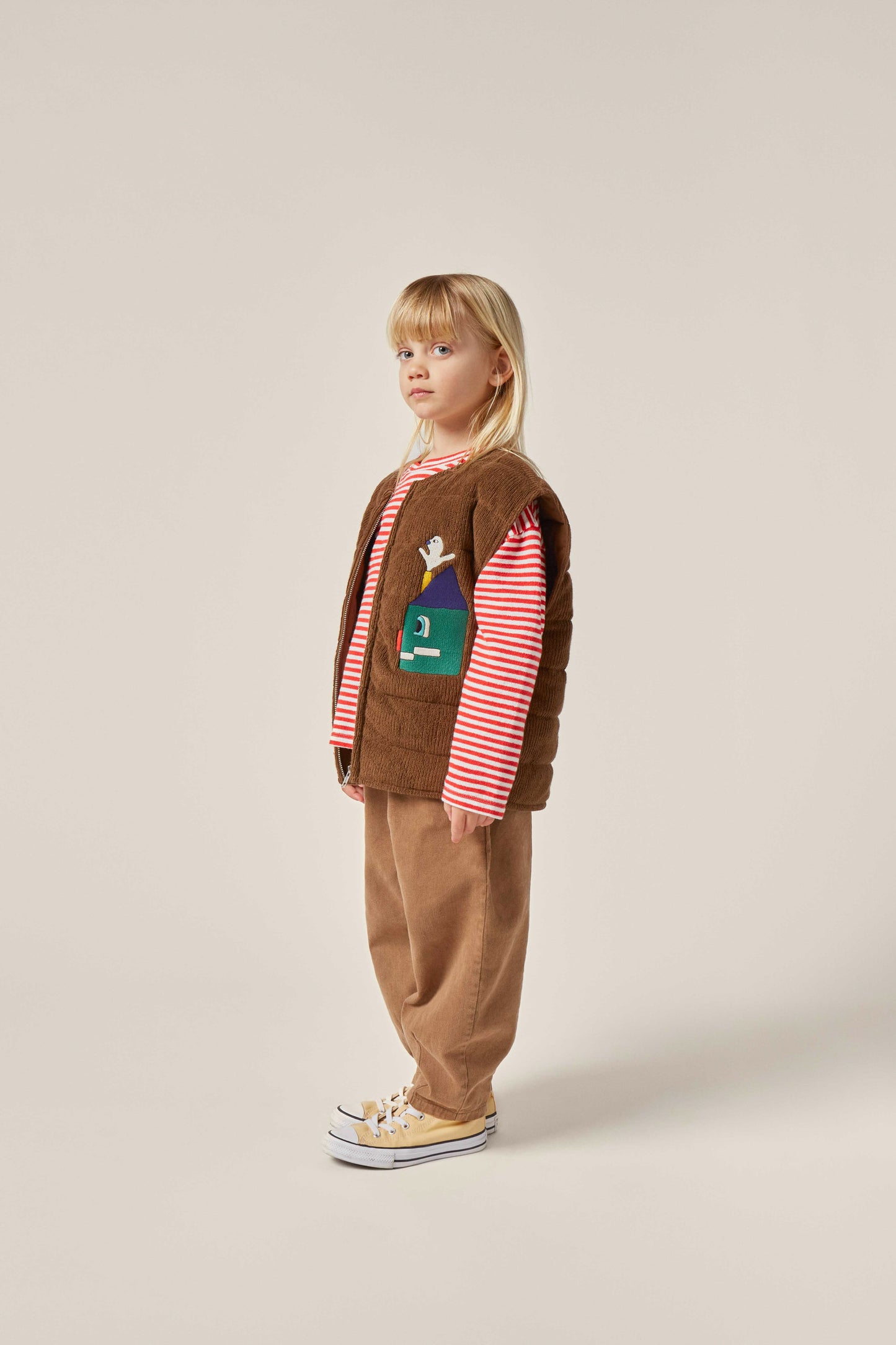 The Campamento HAPPY HOUSES corduroy vest