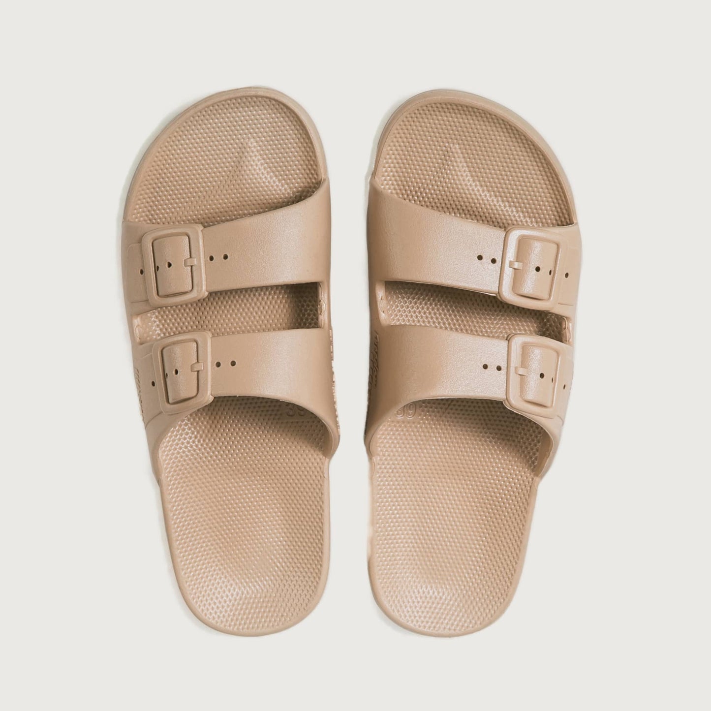 Freedom Moses Slippers Sands (size 35-41)